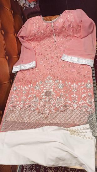 Laxuria Trends georgette Readymade Suits wholesaler