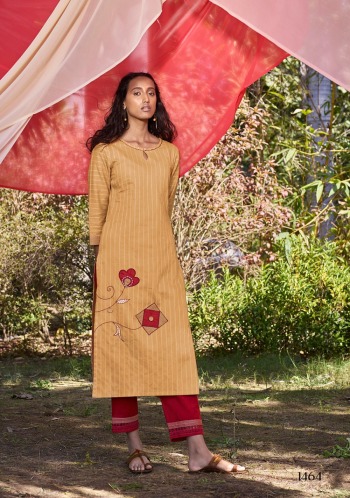 Four Button peach Cotton kurtis with pant catalog wholesaler