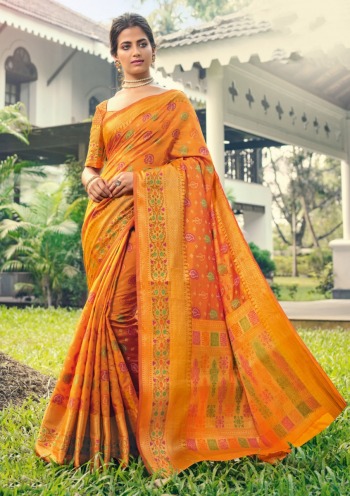 Pehnava heavy Banarasi Silk Saree catalog wholesaler