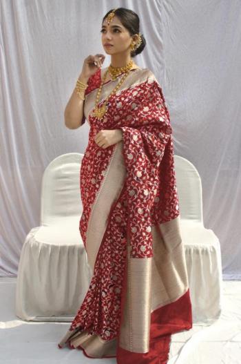 Soft Banarasi Silk Wedding Saree catalog wholesaler