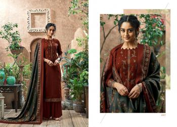 Sumyra Kashmiri Shawl Pashmina Self Embroidered salwar Kameez